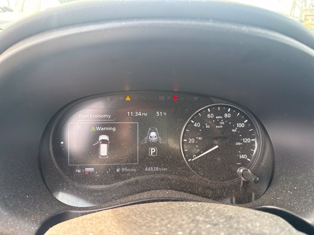 2023 Nissan Kicks SV