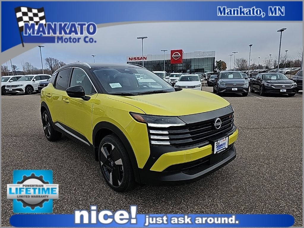 2025 Nissan Kicks SR