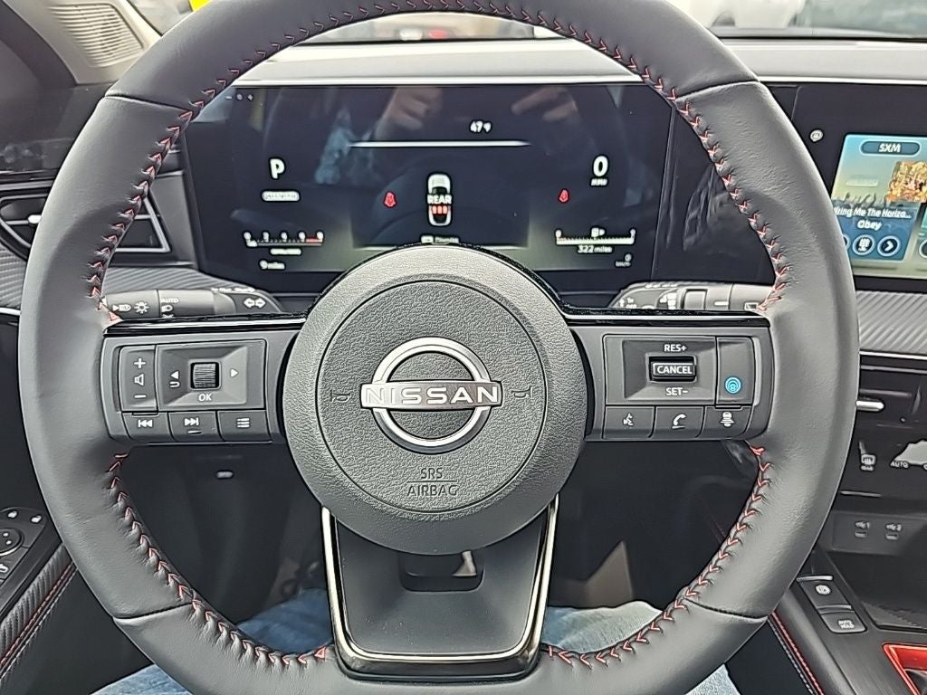 2025 Nissan Kicks SR