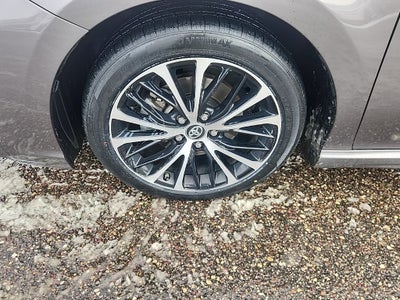2019 Toyota Camry SE