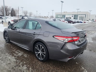 2019 Toyota Camry SE