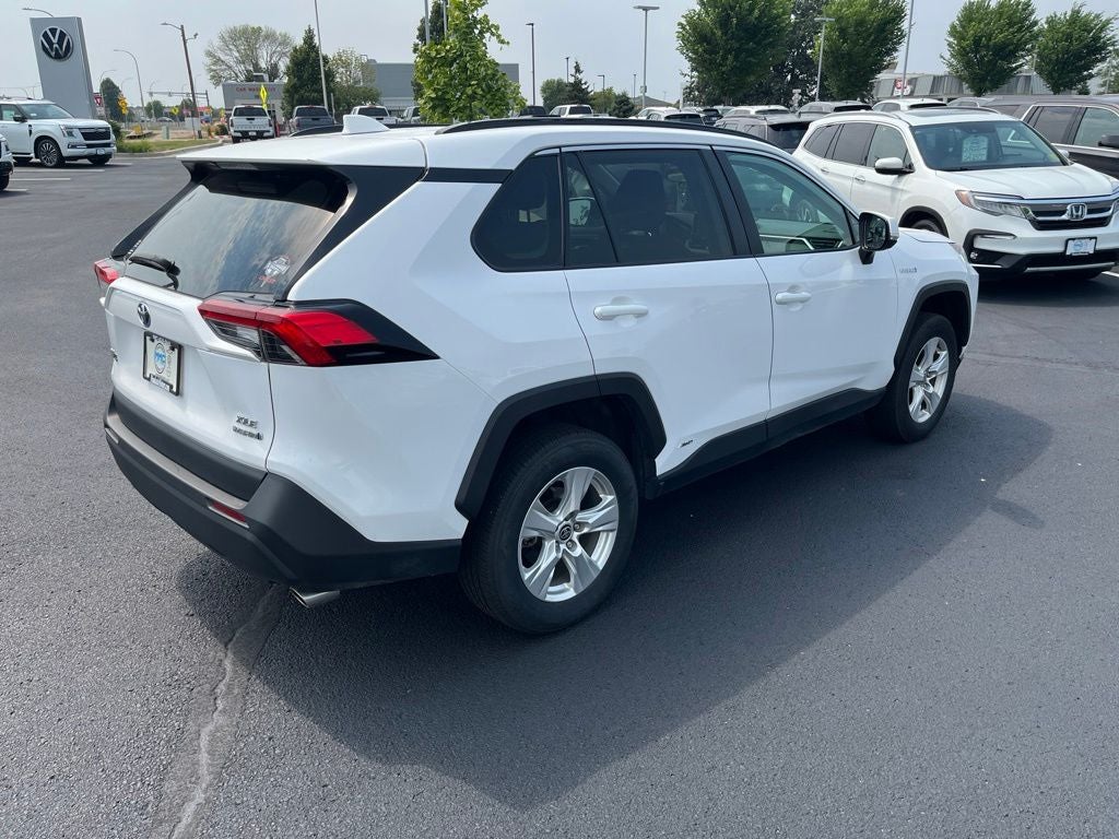 2021 Toyota RAV4 Hybrid XLE