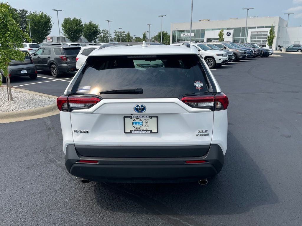 2021 Toyota RAV4 Hybrid XLE
