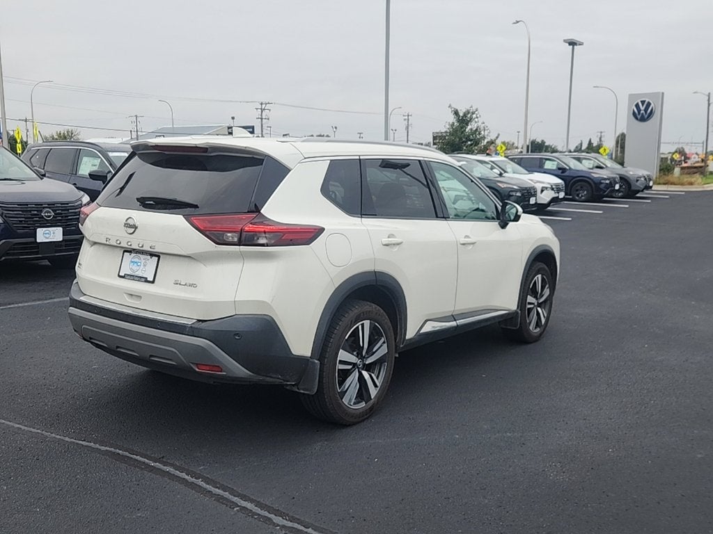 2021 Nissan Rogue SL