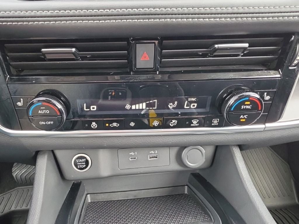 2022 Nissan Rogue SV