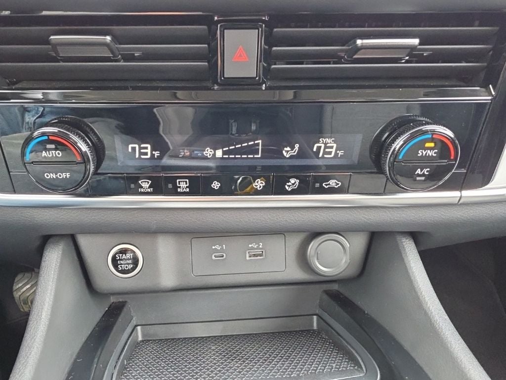 2022 Nissan Rogue SV