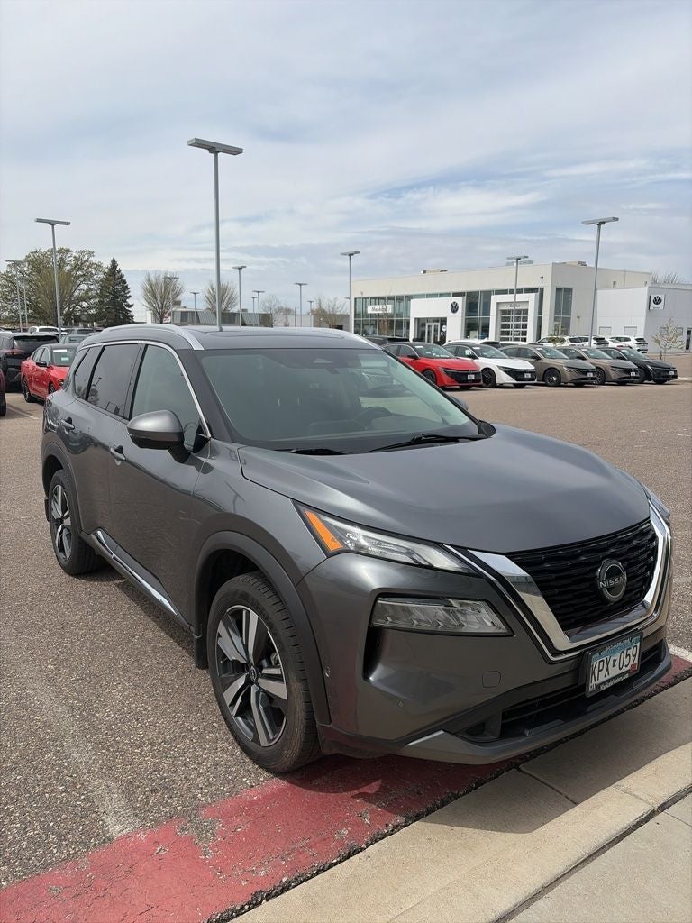 2023 Nissan Rogue SL