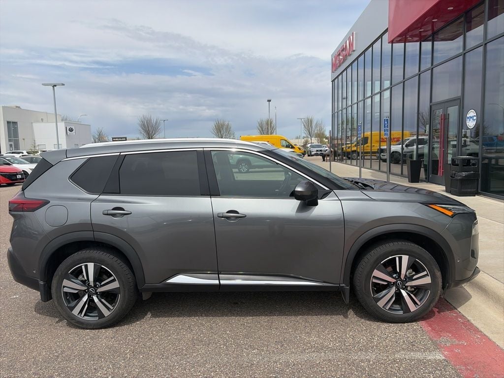 2023 Nissan Rogue SL