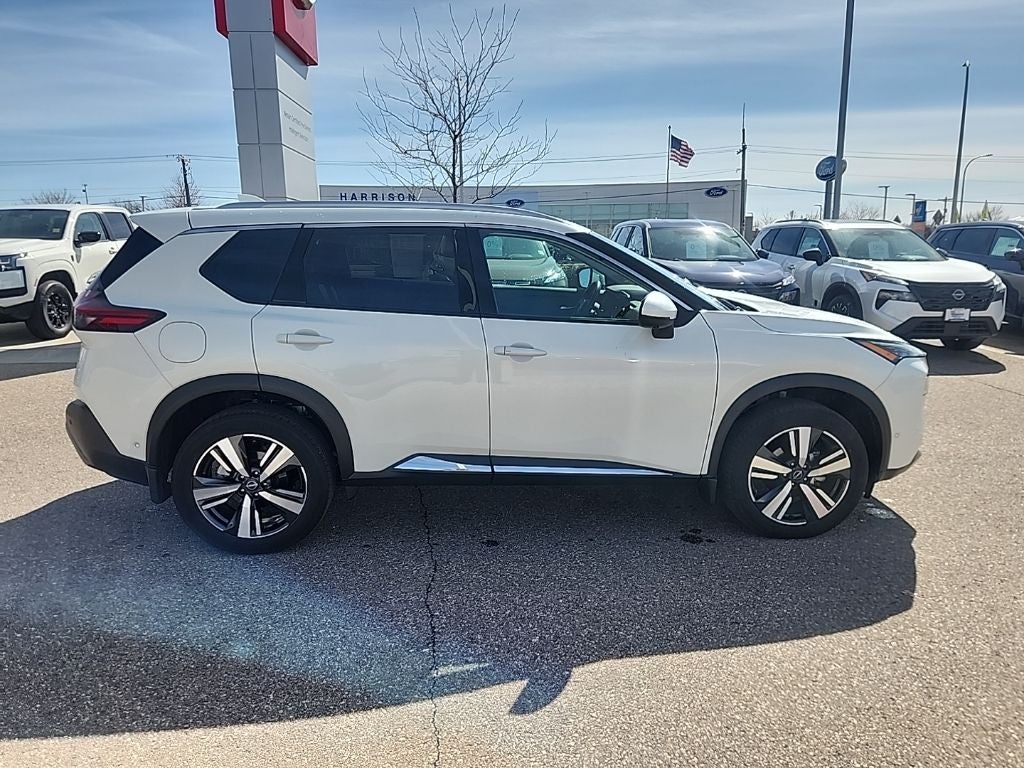 2023 Nissan Rogue SL