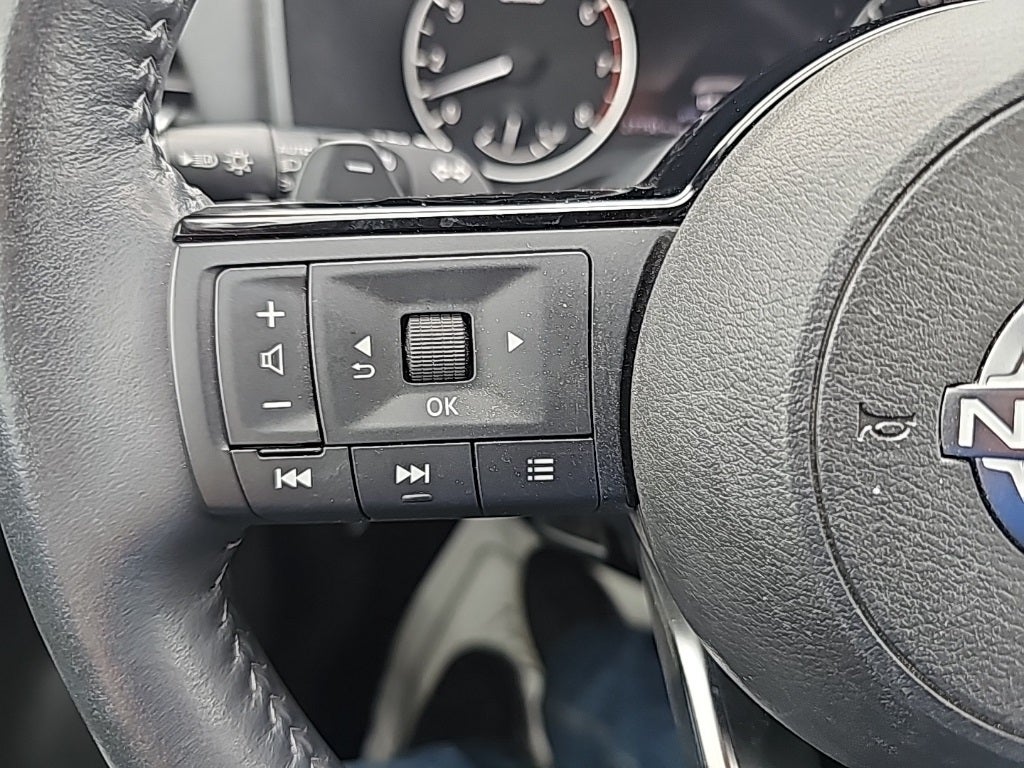 2022 Nissan Rogue SL