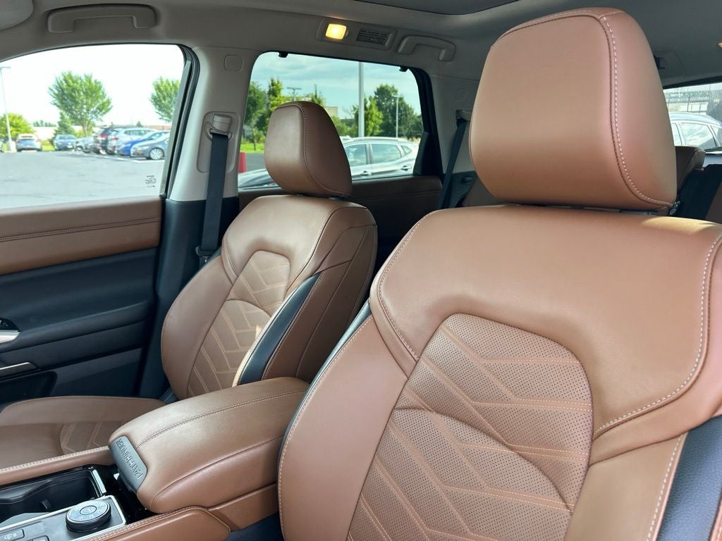2024 Nissan Pathfinder Platinum