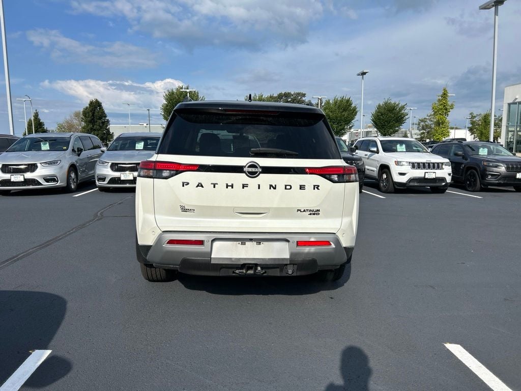 2024 Nissan Pathfinder Platinum
