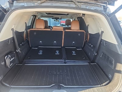 2023 Nissan Pathfinder Platinum