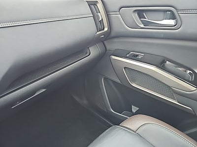 2023 Nissan Pathfinder Platinum