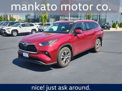 2023 Toyota Highlander Hybrid XLE