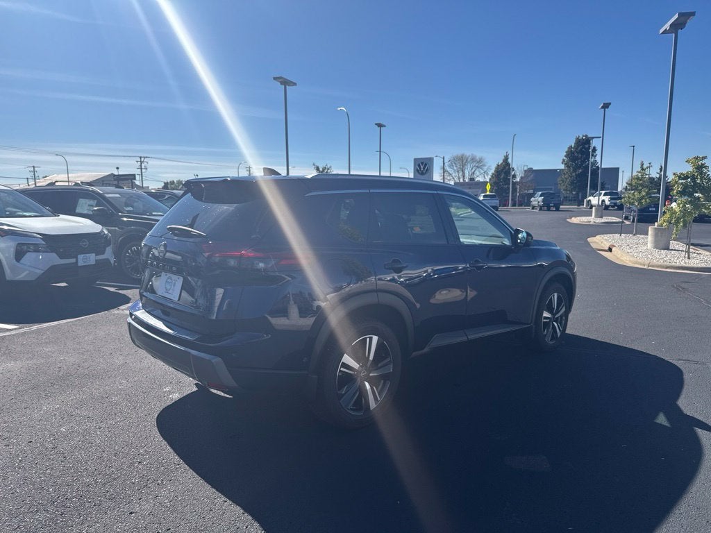 2024 Nissan Rogue SL