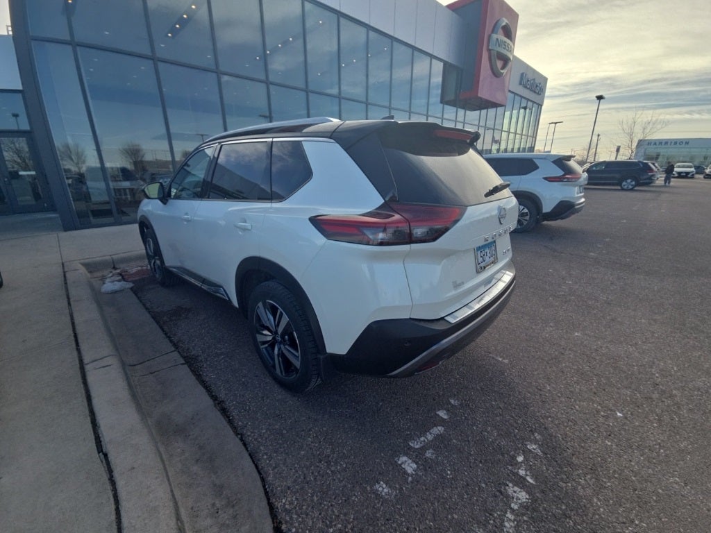 2023 Nissan Rogue SL