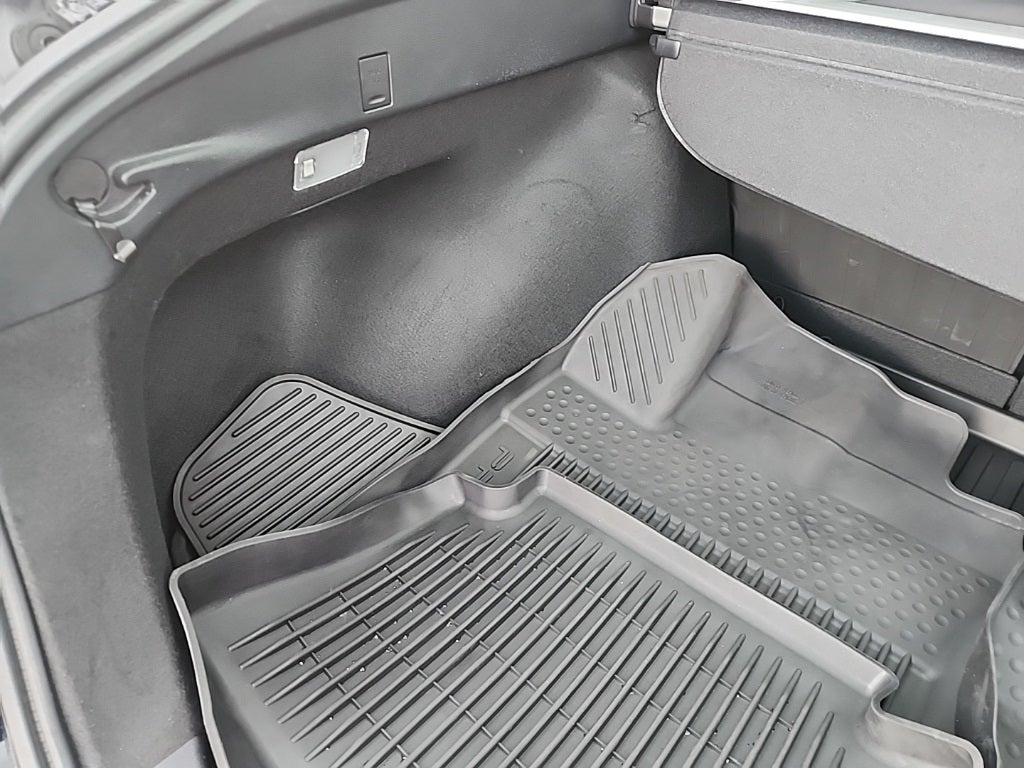 2022 Toyota Prius Limited