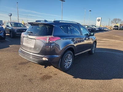 2017 Toyota RAV4 LE