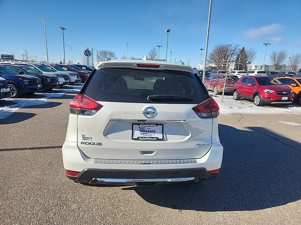 2018 Nissan Rogue SV