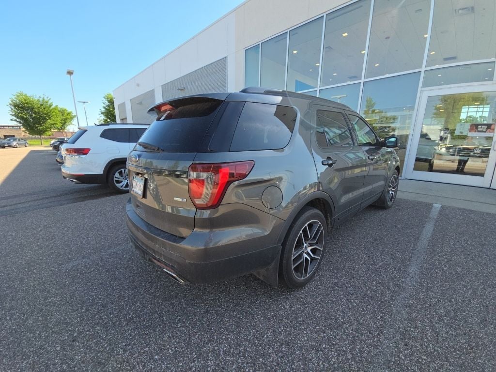 2016 Ford Explorer Sport