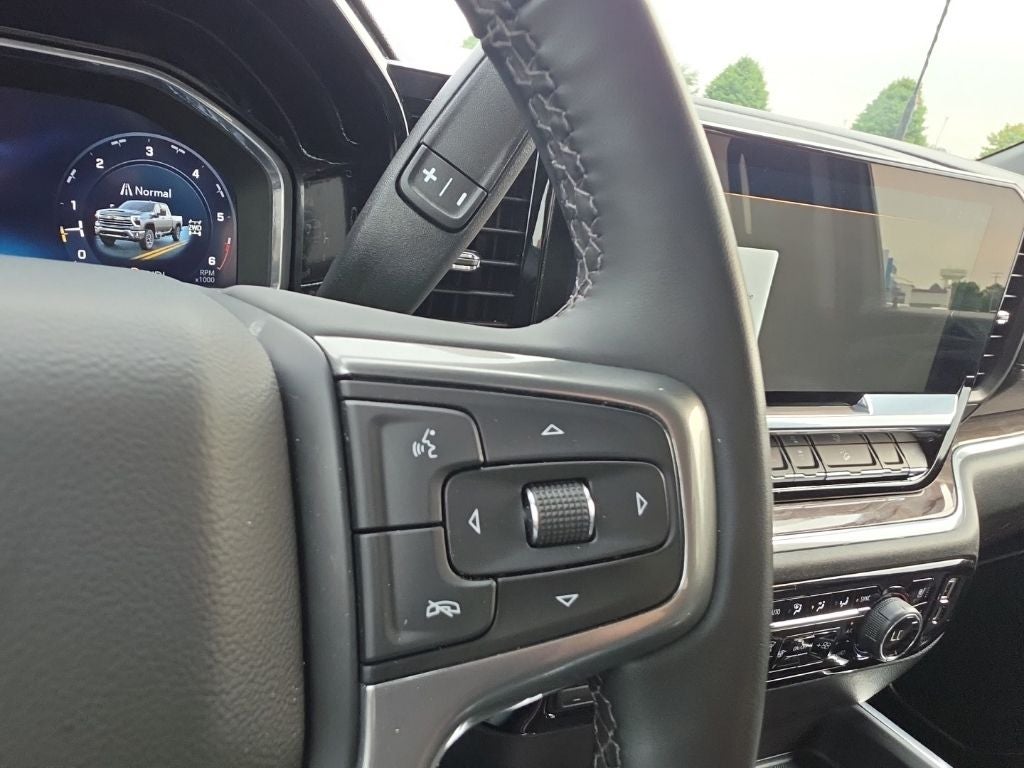2025 Chevrolet Silverado 3500HD LTZ