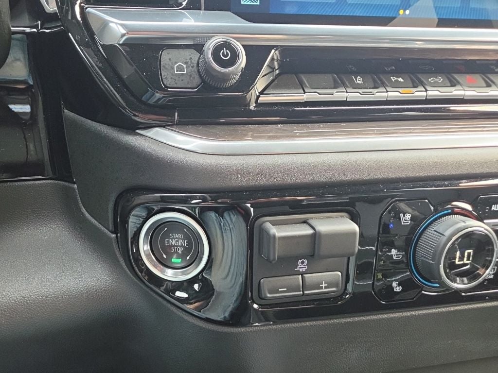 2025 Chevrolet Silverado 3500HD LTZ
