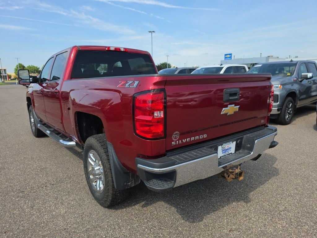 Used 2018 Chevrolet Silverado 3500HD LT with VIN 1GC4KZCG8JF174454 for sale in Mankato, Minnesota