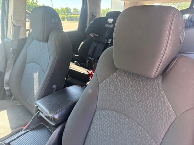 2015 GMC Acadia SLE-2
