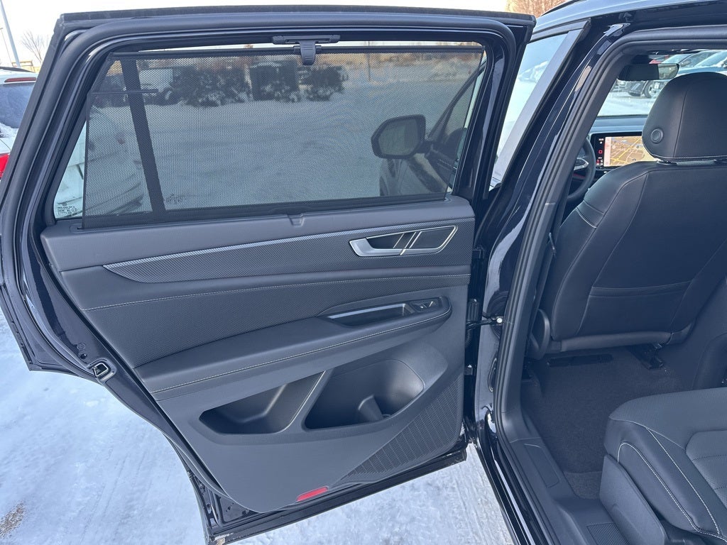 2026 Volkswagen Atlas Cross Sport 2.0T SEL R-Line Black