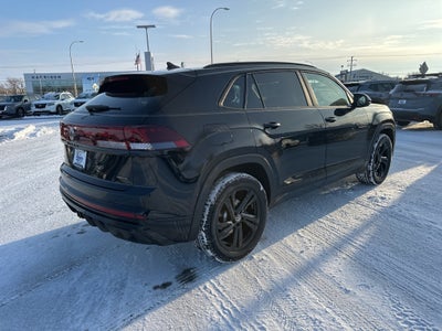 2026 Volkswagen Atlas Cross Sport 2.0T SEL R-Line Black