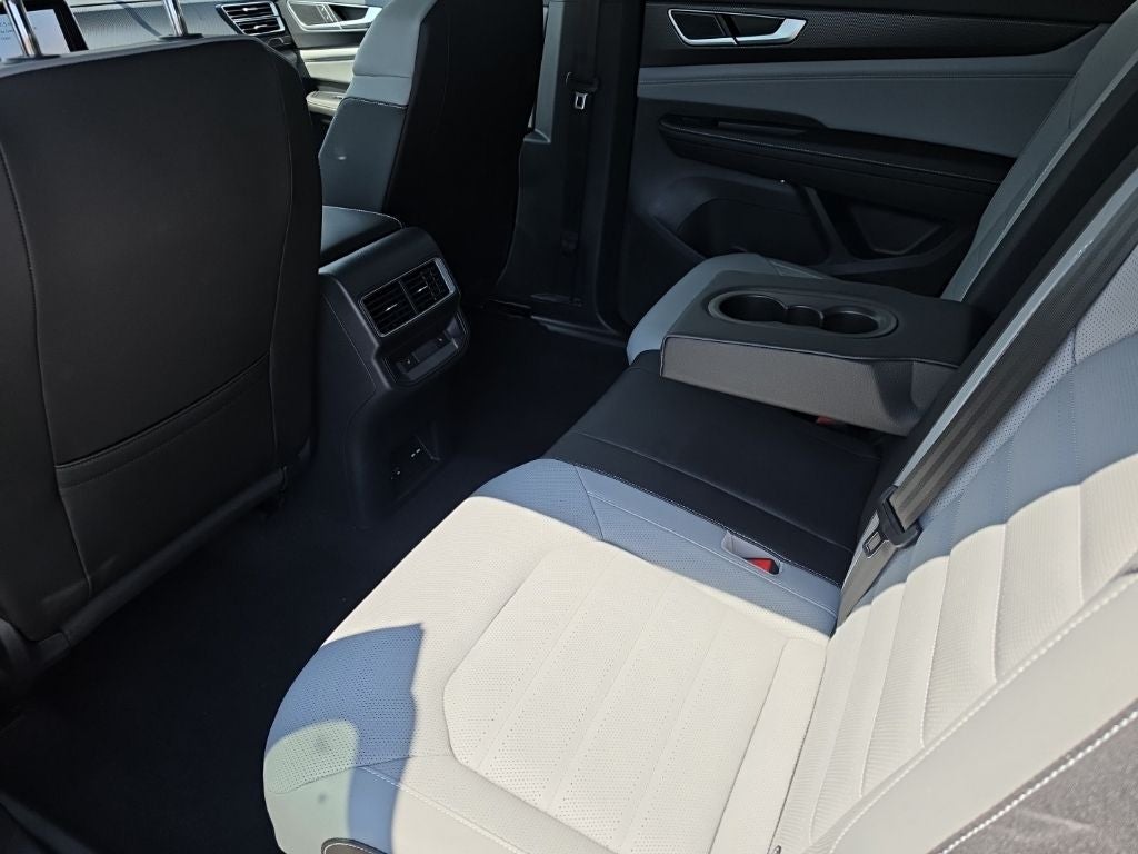 2026 Volkswagen Atlas Cross Sport 2.0T SEL R-Line Black