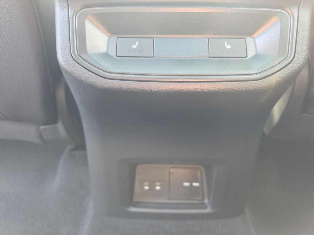 2026 Volkswagen Atlas Cross Sport SEL R-Line Black