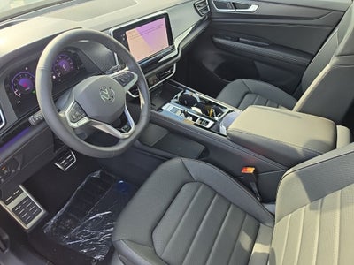 2026 Volkswagen Atlas Cross Sport SEL R-Line Black