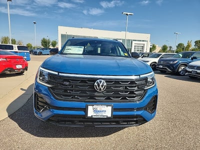 2026 Volkswagen Atlas Cross Sport 2.0T SEL R-Line Black