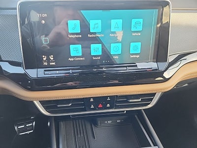 2026 Volkswagen Atlas Cross Sport 2.0T SEL R-Line Black