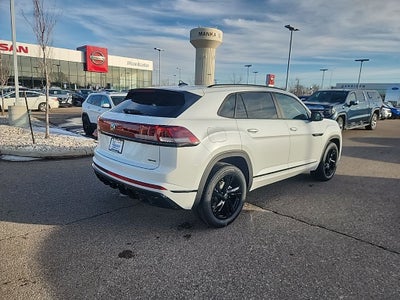 2026 Volkswagen Atlas Cross Sport 2.0T SEL R-Line Black