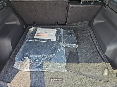 2025 Volkswagen Atlas Cross Sport 2.0T SEL R-Line Black