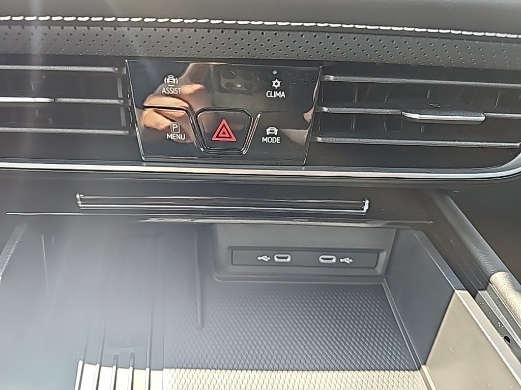 2025 Volkswagen Atlas Cross Sport 2.0T SEL R-Line Black