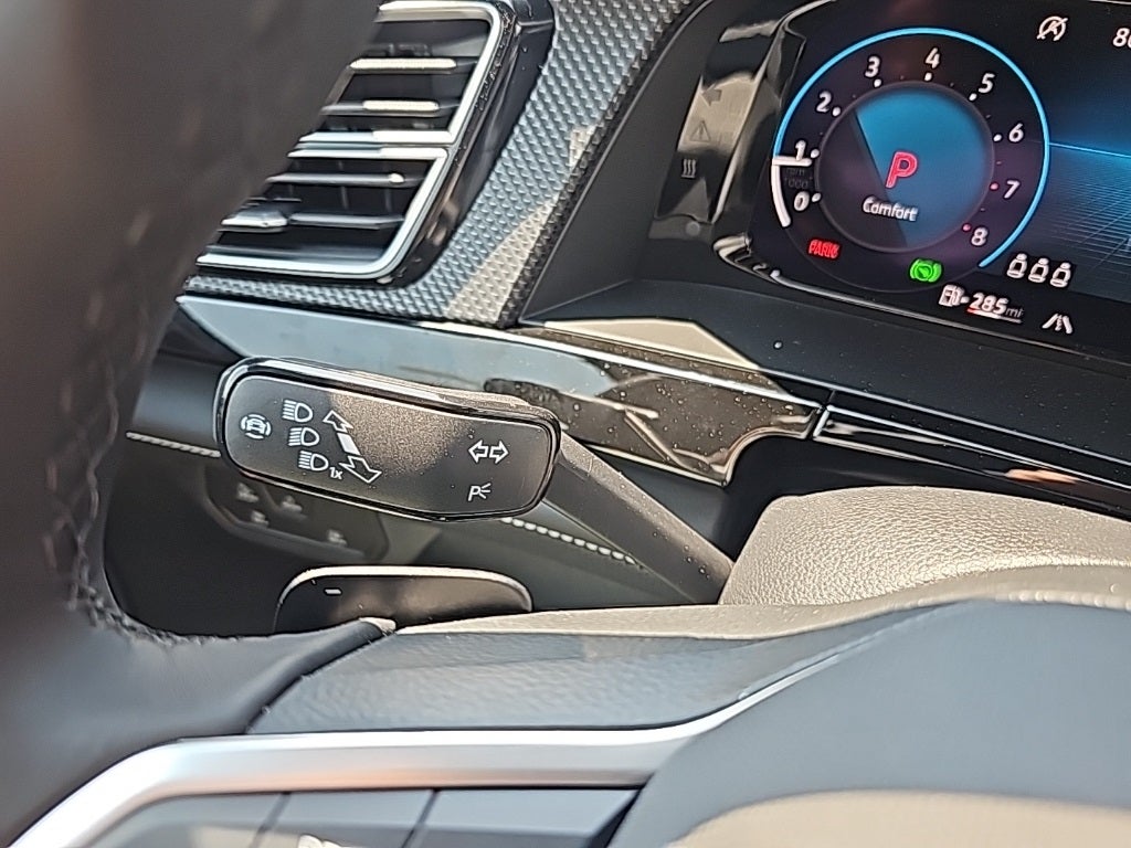 2025 Volkswagen Atlas Cross Sport 2.0T SEL R-Line Black