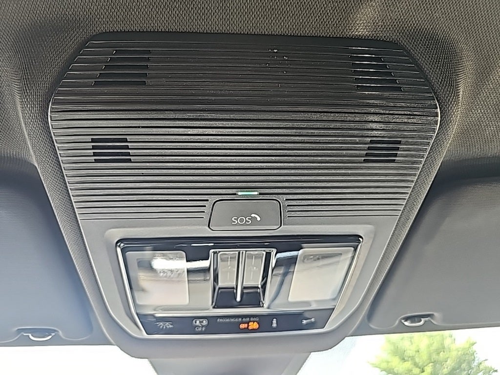 2025 Volkswagen Atlas Cross Sport 2.0T SEL R-Line Black