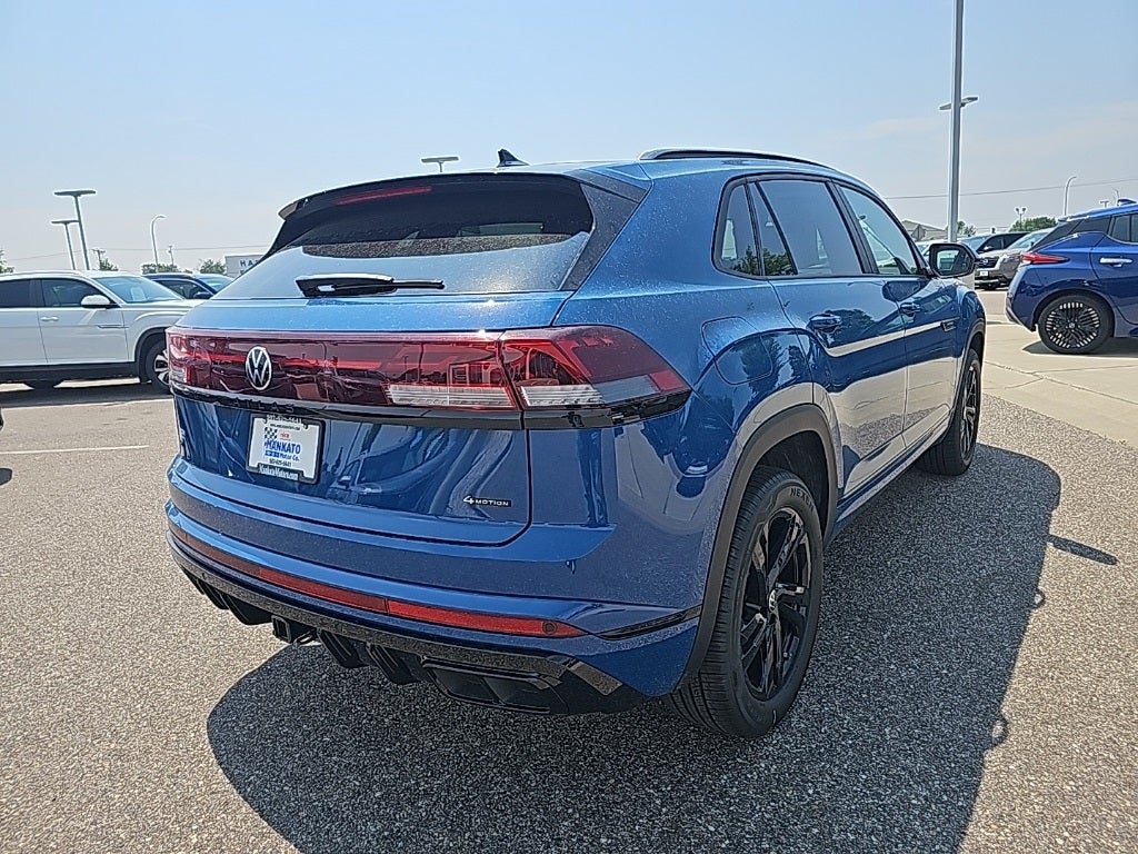 2025 Volkswagen Atlas Cross Sport 2.0T SEL R-Line Black
