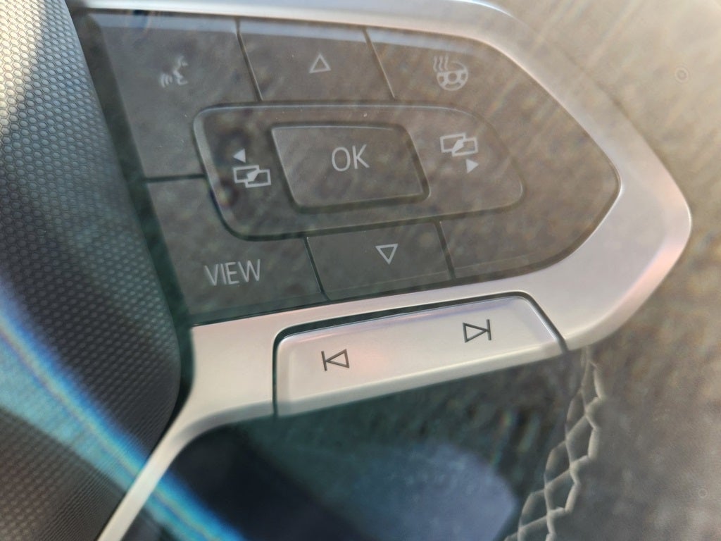 2026 Volkswagen Atlas Cross Sport 2.0T SEL