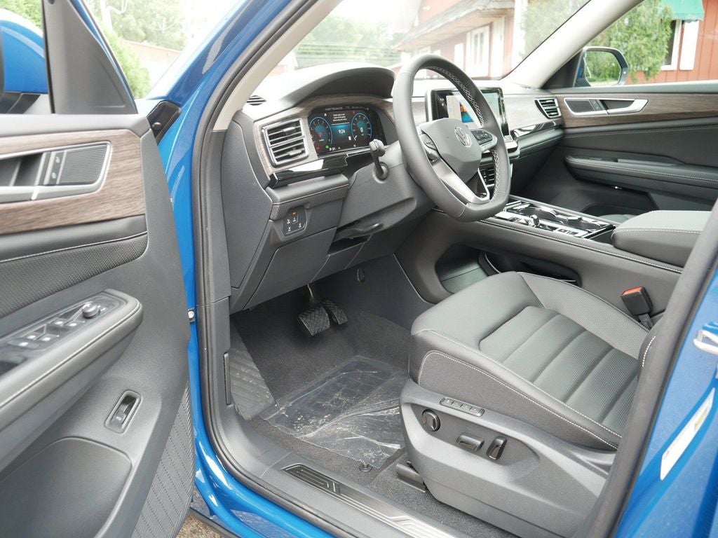 2026 Volkswagen Atlas 2.0T SEL