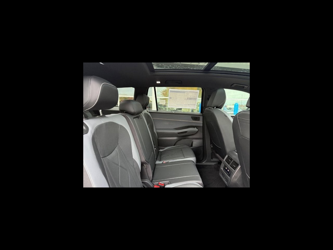 2027 Volkswagen Atlas SEL