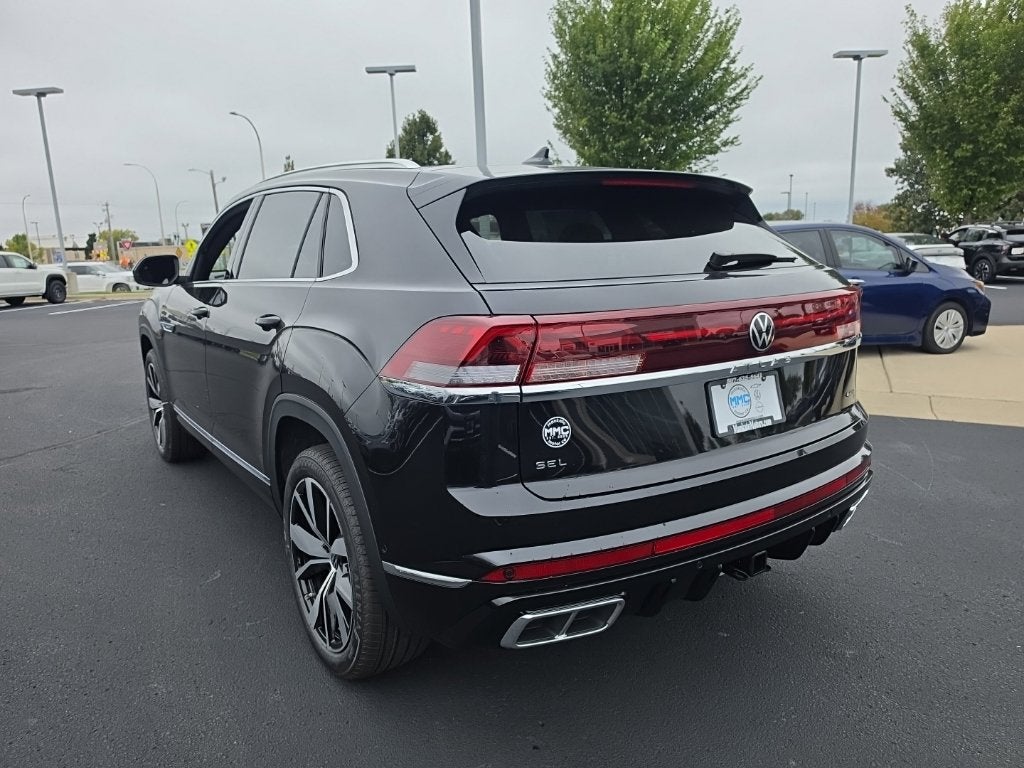 2026 Volkswagen Atlas Cross Sport SEL Premium R-Line