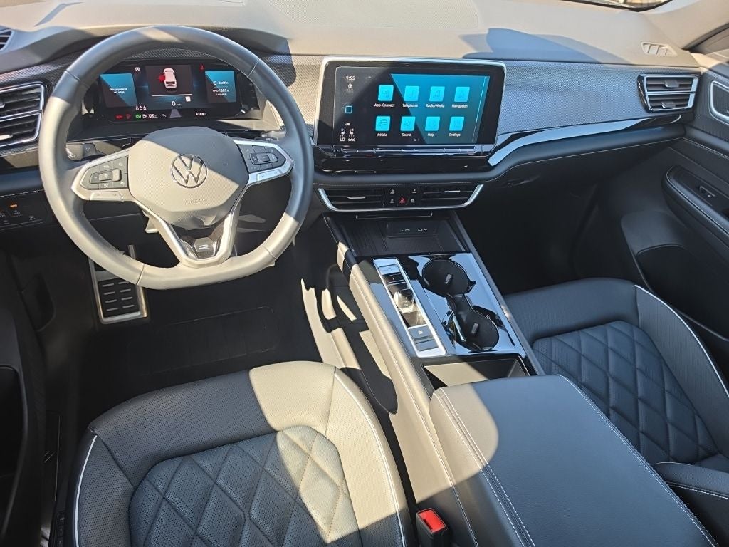 2026 Volkswagen Atlas Cross Sport 2.0T SEL Premium R-Line