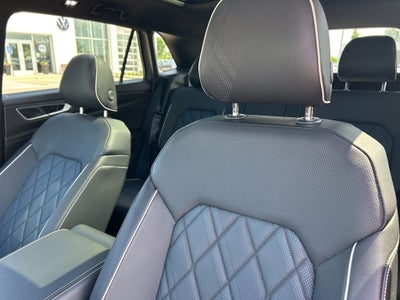 2026 Volkswagen Atlas Cross Sport 2.0T SEL Premium R-Line
