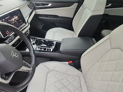 2024 Volkswagen Atlas Cross Sport 2.0T SEL Premium R-Line