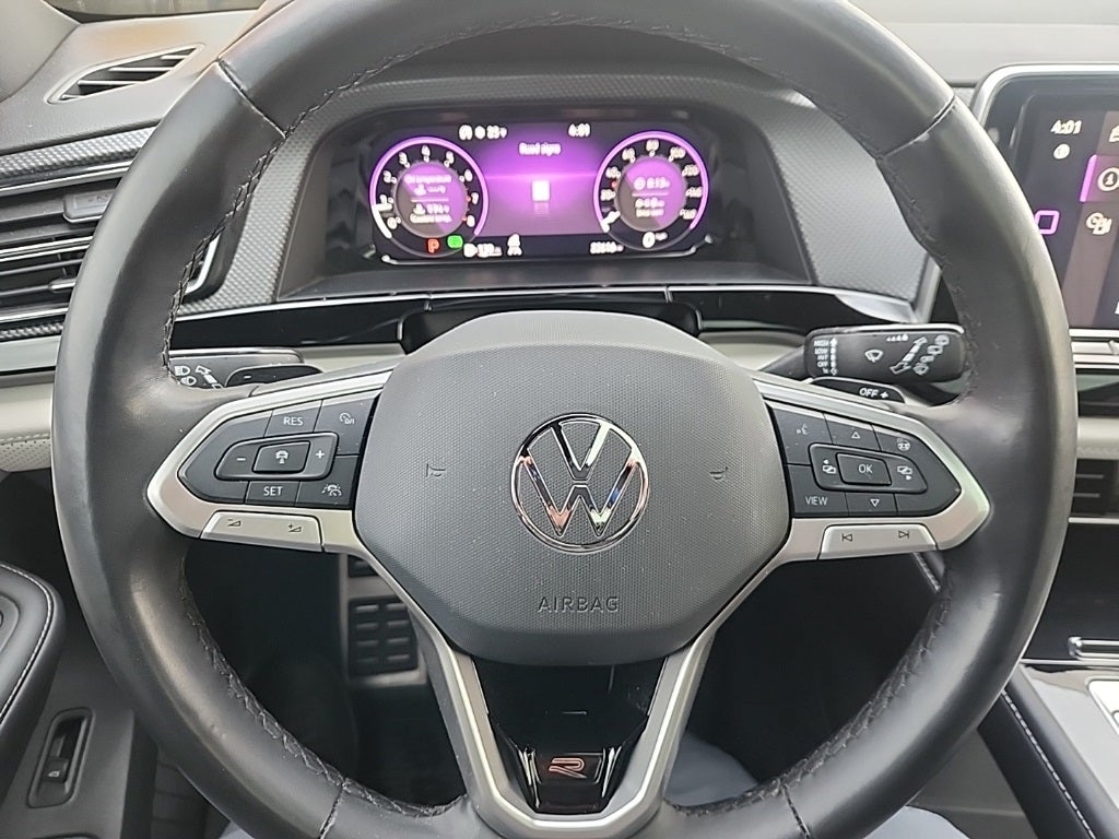 2024 Volkswagen Atlas Cross Sport 2.0T SEL Premium R-Line